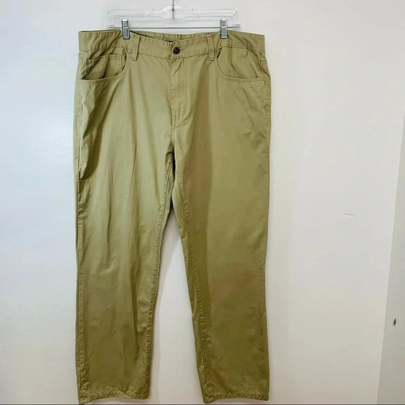 Weatherproof  Khaki Chino Pants Men 40  Inseam 31 100%‎ Cotton Lightweight Flaw - Picture 1 of 12